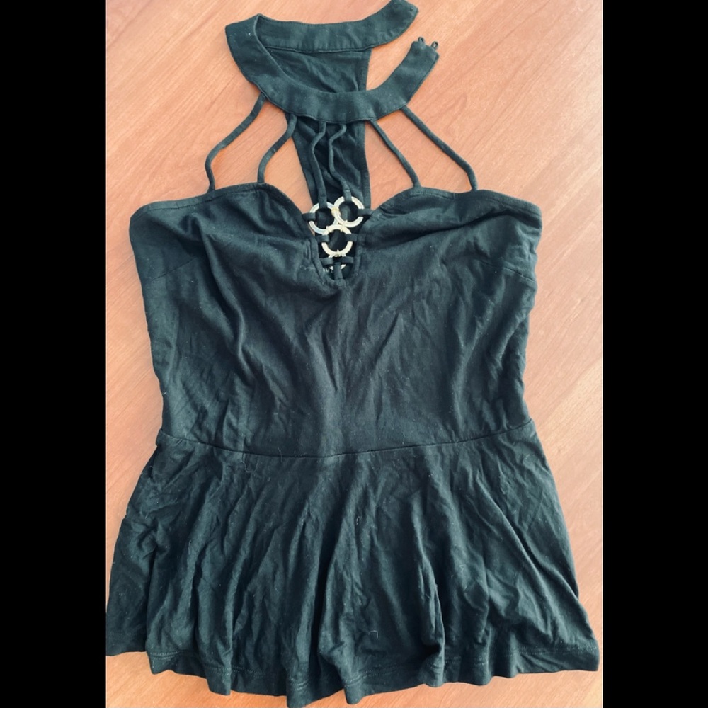 Guess Women’s Tank. NWOT.